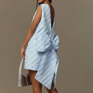 Stella Nova Sleeveless Bow-Back Mini Dress